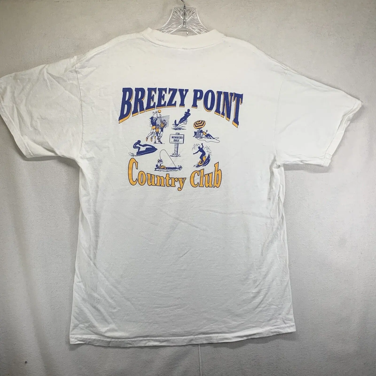 Country Club T Shirt Mens Size Large Breezy Point Minnesota Members Only