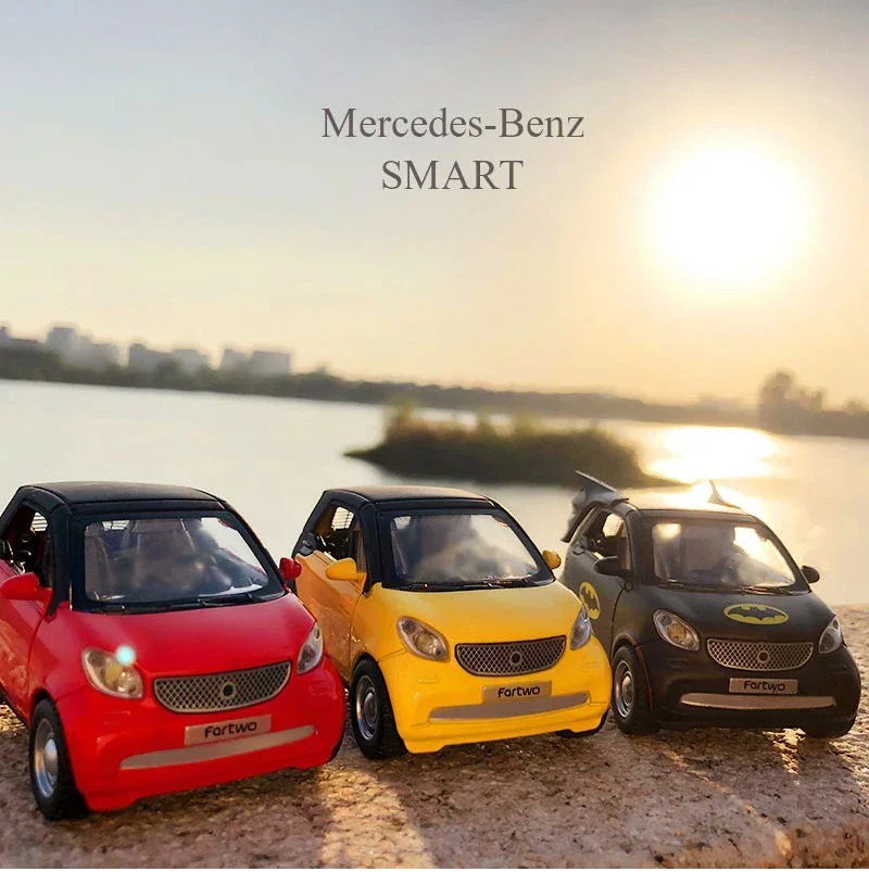 1:36 Smart Fortwo Toy Vehicles Diecast Model Cars-Toy For Children Metal Cars For Brithday Decoration