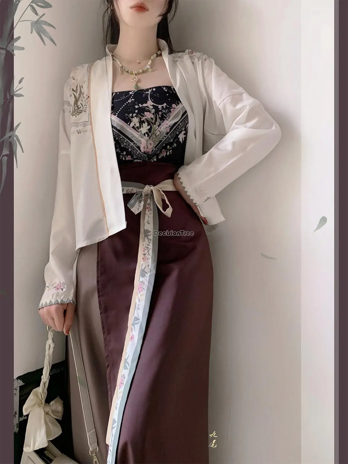 2025 chinese hanfu improved women\'s song dynasty clothes three-piece hanfu set spring and summer printed daily retro hanfu s380