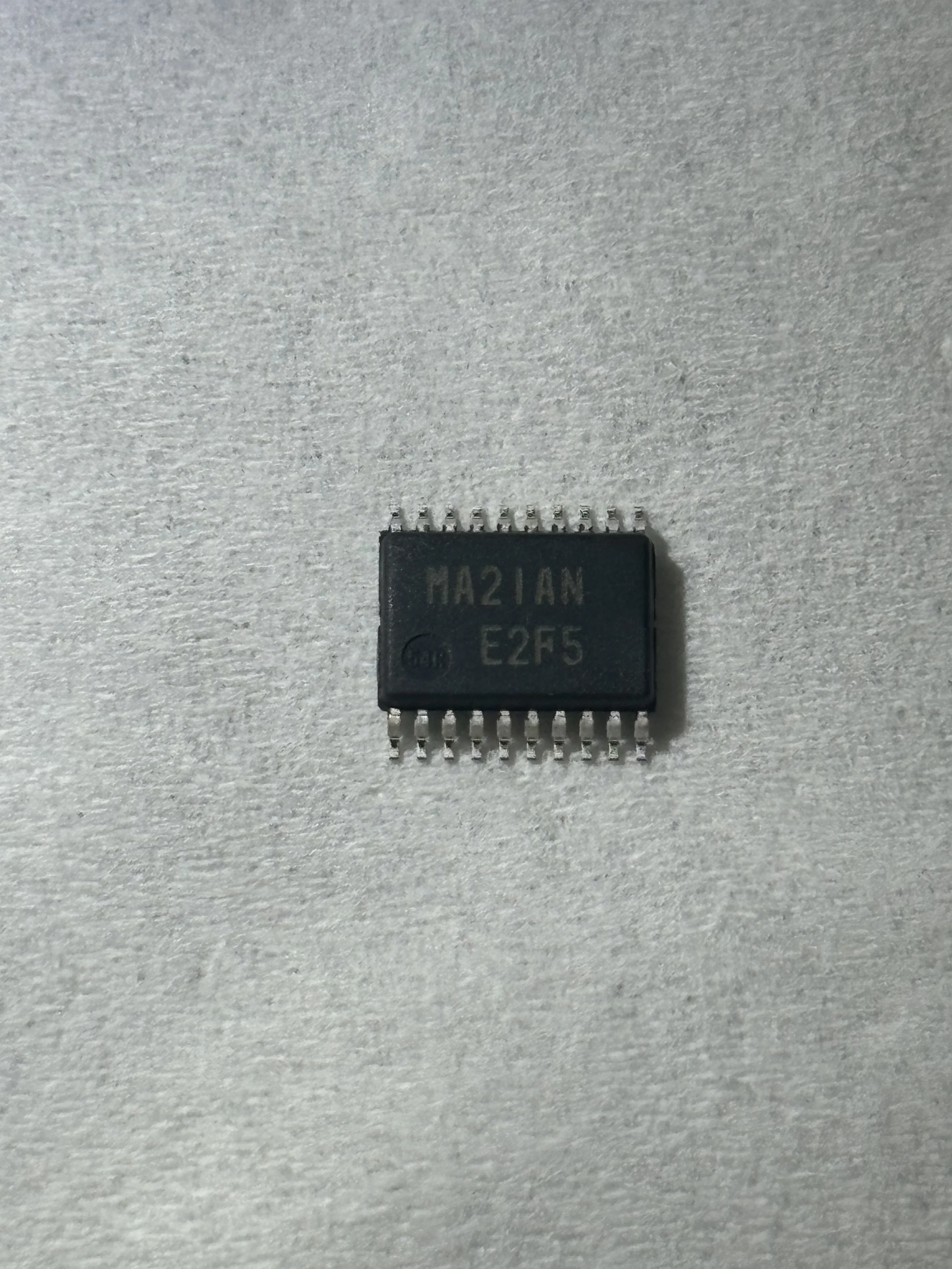 Nuovo pacchetto MA21AN originale TSSOP20