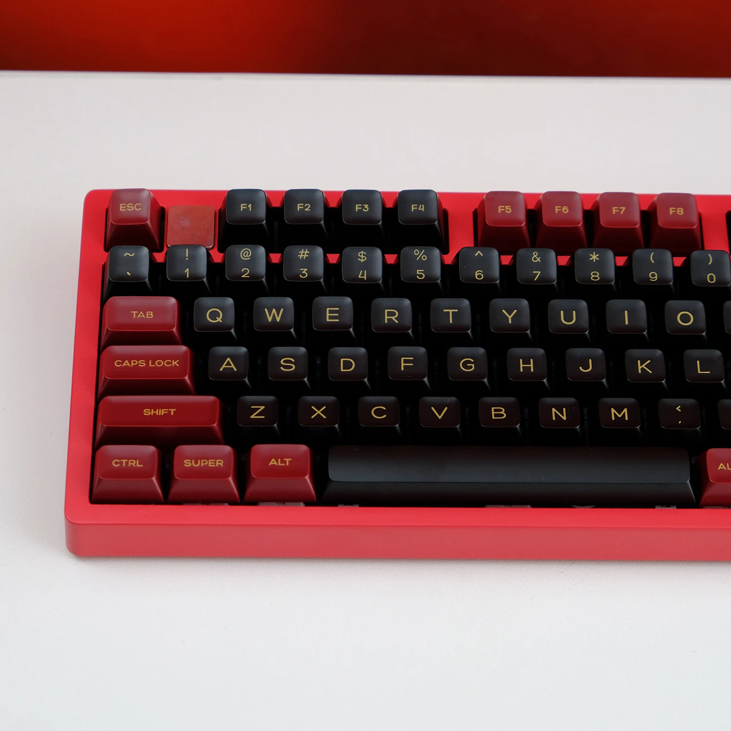 Imagem -04 - Kbdiy-gmk Samurai Keycap Vermelho Teclas Double Shot Perfil SA Pbt Preto e Vermelho Personalizado para Teclado Mecânico Interruptor mx 142 Teclas