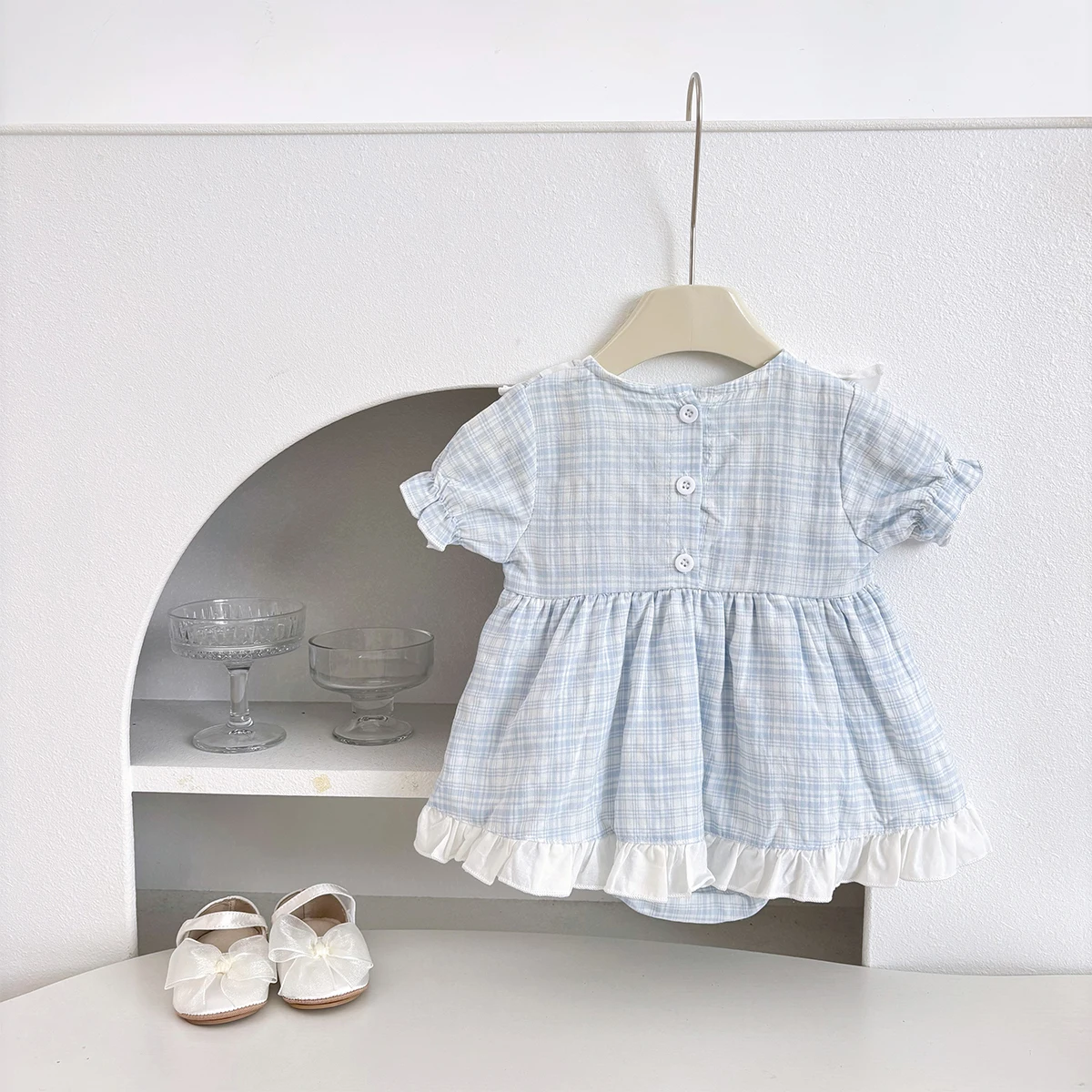 Korean version of summer baby girl cute plaid cartoon dress, baby girl cute and comfortable dress, very suitable for home and ou