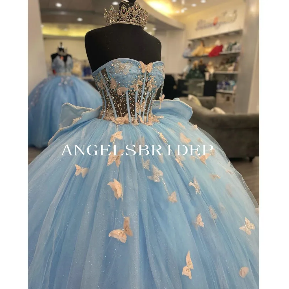 Gaun Quinceanera Angelsbrup dengan Pita Besar Biru Langit Gaun Bola Tanpa Lengan Applique 3D Kupu-kupu Vestidos De 15 Años