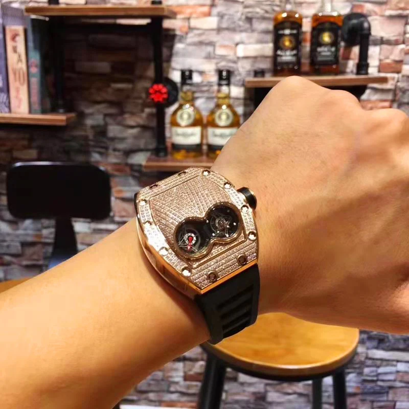 Watch Men's Trend Outdoor Domineering Large Dial Waterproof Hollow Stock Barrel-Shaped Quartz Watch Men