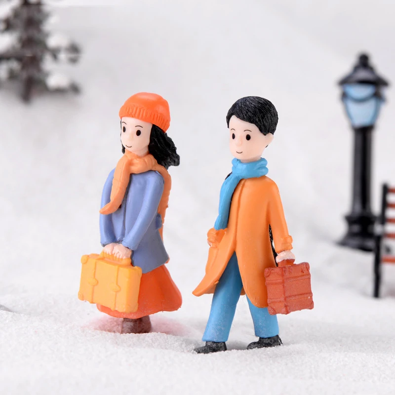 1set Sweety Lovers Couple Chair Figurines Miniatures Fairy Garden Gnome Moss Terrariums Resin Crafts Home Decoration