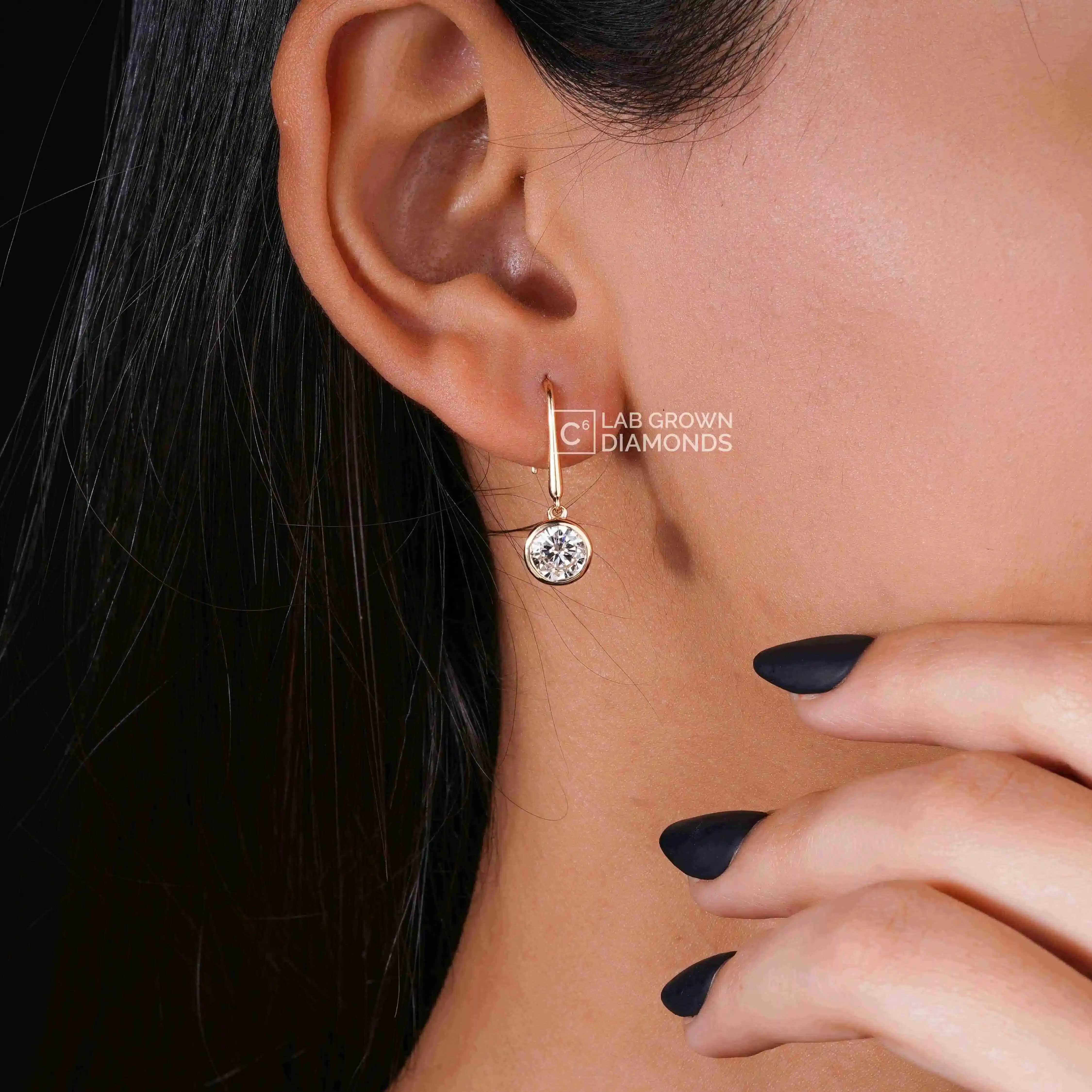 

Luxury S925 Silver Round Brilliant Cut Moissanite Drop Earrings for Women VS EF Quality Two Carat Wedding Anniversary Gift