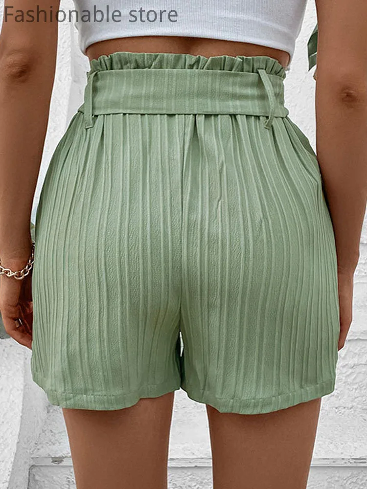 Women Solid Color High Waist Pleated Casual Shorts With Belt