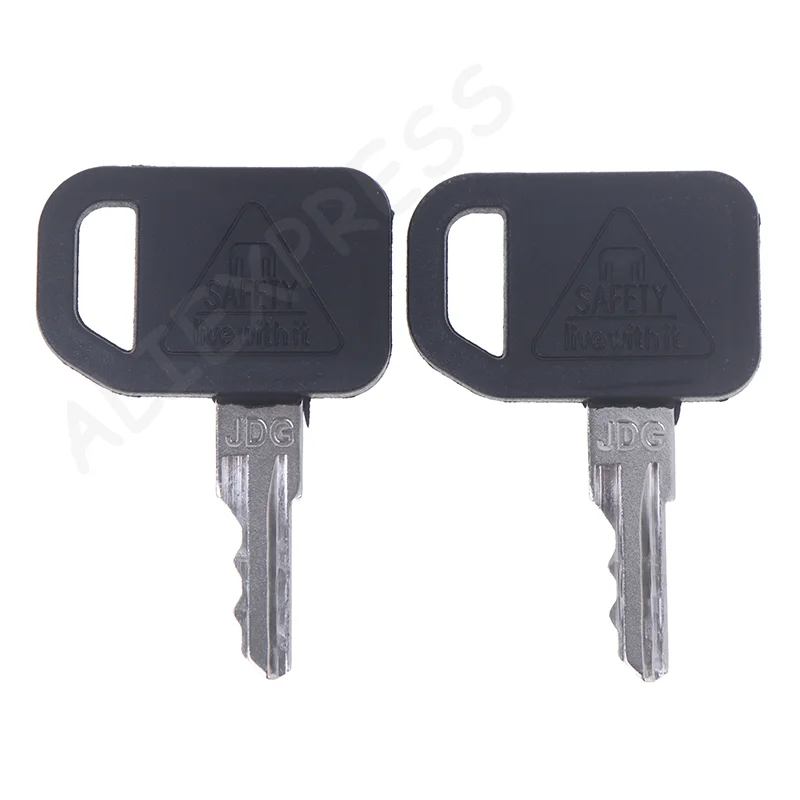 

2 or 4pcs AM131841 Compatible JDG Ignition Keys for GX LX Series Tractors and 300 400 X400 X700 Mower Models