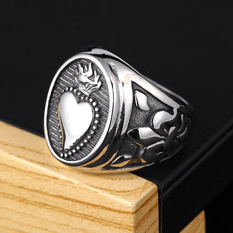 Goth Vintage Heart Ring, Hip Hop Punk Stainless Steel Jewelry Ring For Men and Women, Biker Street Party Gift