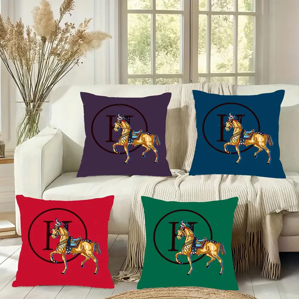 Classic H Letter Golden Horse Printed Pillow Cover, Elegant Modern Equestrian Polyester Cushion Case for Sofa Couch Home Decorat
