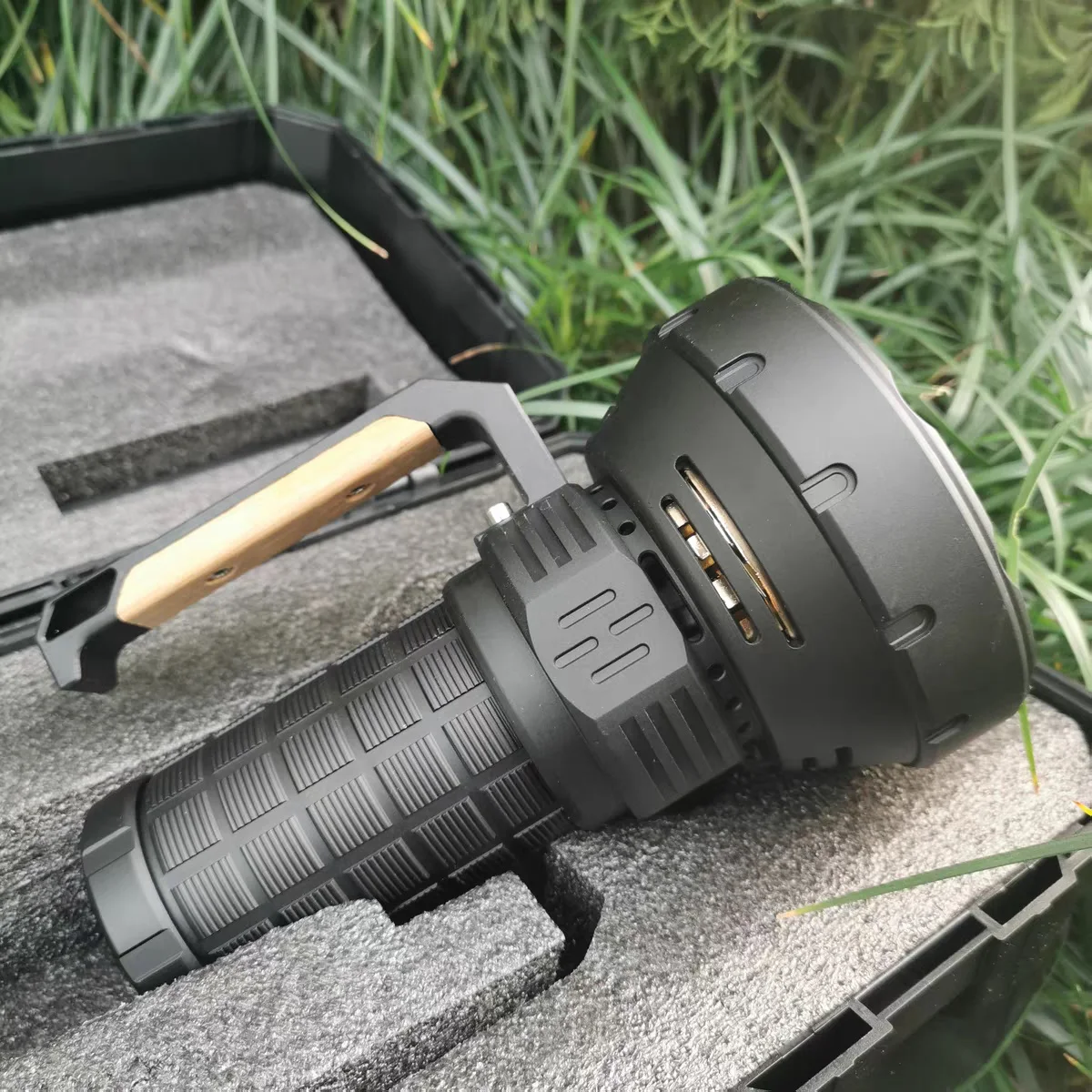 Brightest Tactical Flashlight 48000LMS Searchlight Built in Cooling Fan 16pcs P50 LED Rechargeable Lantern for Hiking Camping
