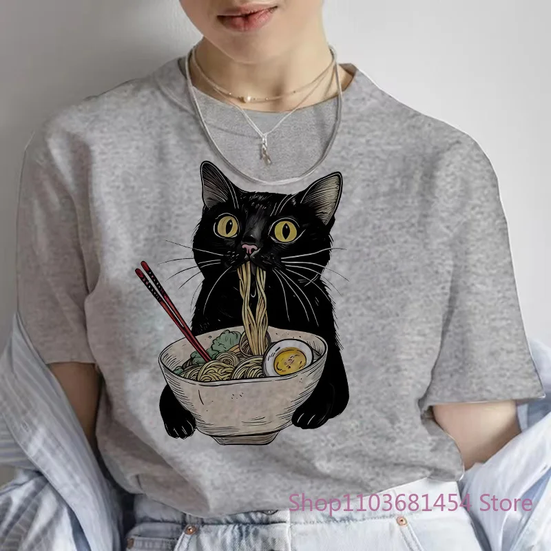 Female Noodle Ramen Cat T Shirt Foodie Lover T Shirts Black Cat T-Shirts Retro Casual Short Sleeve Tshirt Women Clothes