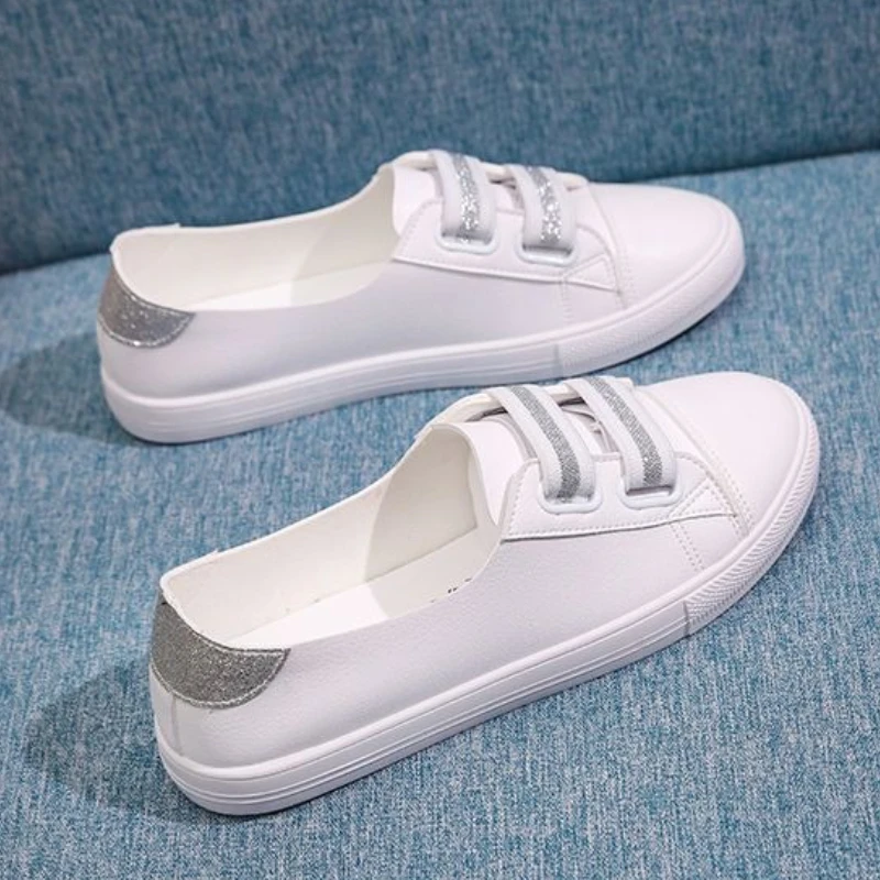 

Korean Style Lightweight White Slip On Flats 2025 Spring Women's Shoes with Anti Slip Sole Breathable Mesh Upper​