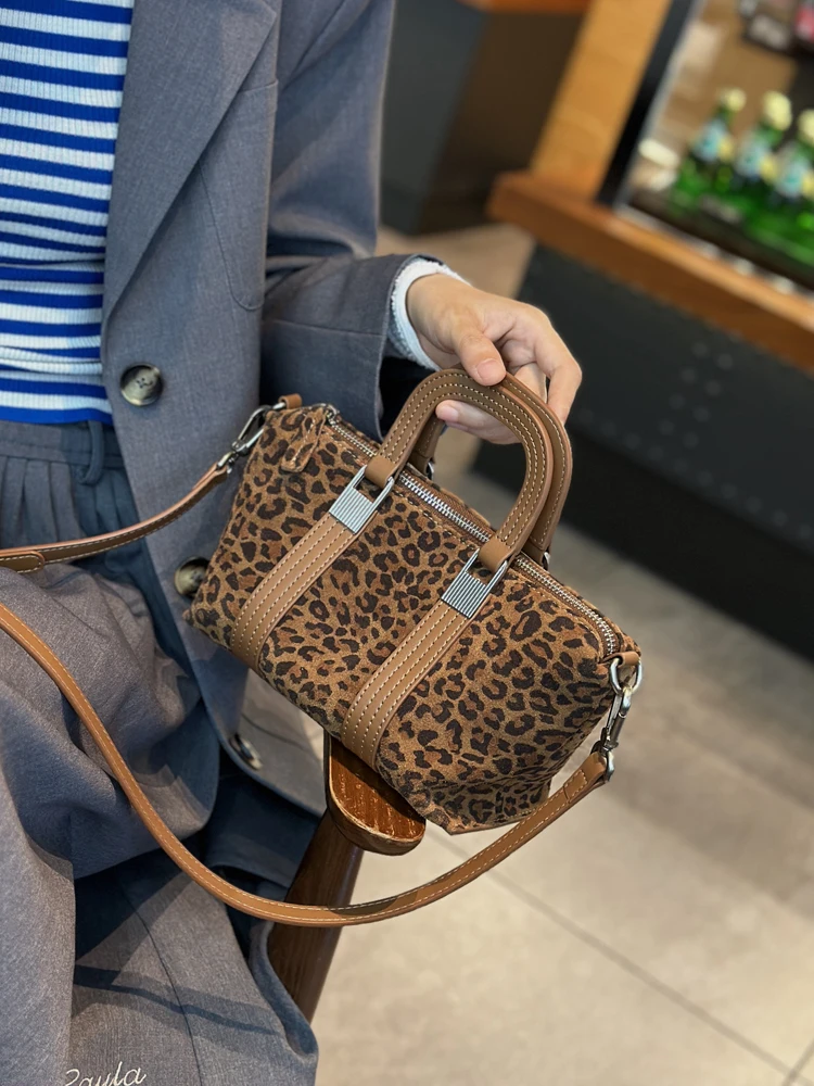 Leather handbag women's small crossbody bag 2024 new fashion leopard print senior sense light luxury women's bag