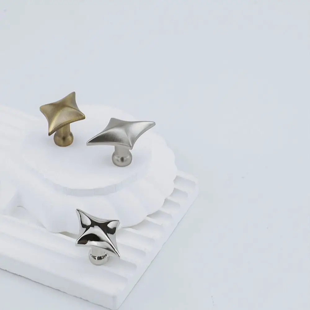 Four Point Star Cabinet Knobs Zinc Alloy Modern Minimalist Furniture Handles Gloss Silver Compact Star-Shaped Drawer Pulls