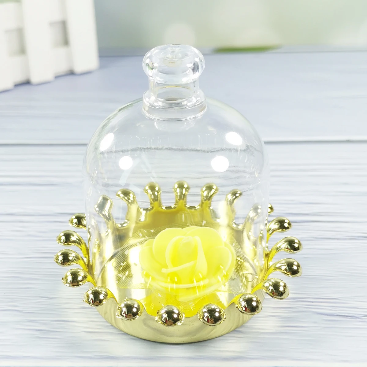 12pcs Portable Cake Carrier Cover Multifunctional Transparent Dessert Server Cupcakes Display Dome Golden Plate Party Wedding