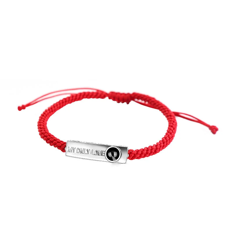 

Christmas Customized Projection Bracelet Personalized Photo Memory Gift Fashion Jewelry for Lovers and Family.