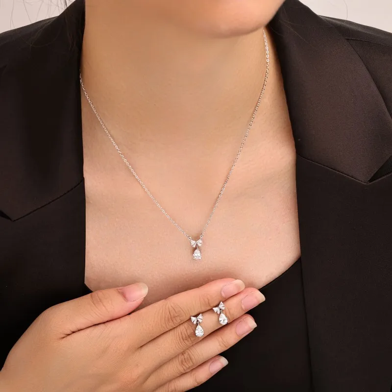 2-piece Butterfly Knot Zircon High End Earnail Necklace, Light Luxury, Luxury, Luxury, Specialty Jewelry, First Accessories