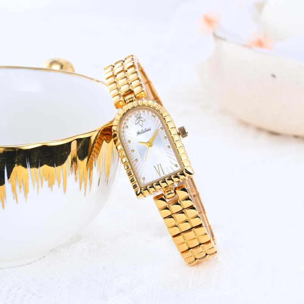 Yalalusi Gold Women Watch Luxury Elegant Bracelet Wristwatch Fashion Retro Quartz Ladies Dress Watch Gift