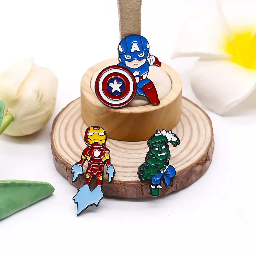 Disney Movie Avengers Iron Man The Hulk Button Brooch Superhero Captain America Enamel Lapel Pin Trend Spider-man Badge Pop Gift