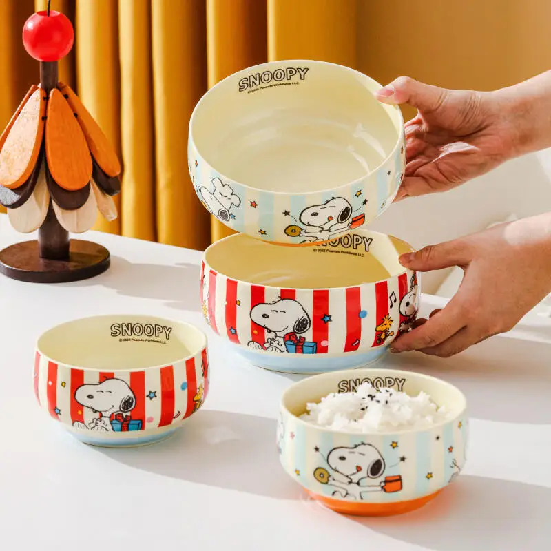 4.5/6inch Snoopy Porcelain Bowl Cute Children's Round Rice Bowl Pretty Household Cartoon Cereal Noodles Bowl Ceramic Kitchenware