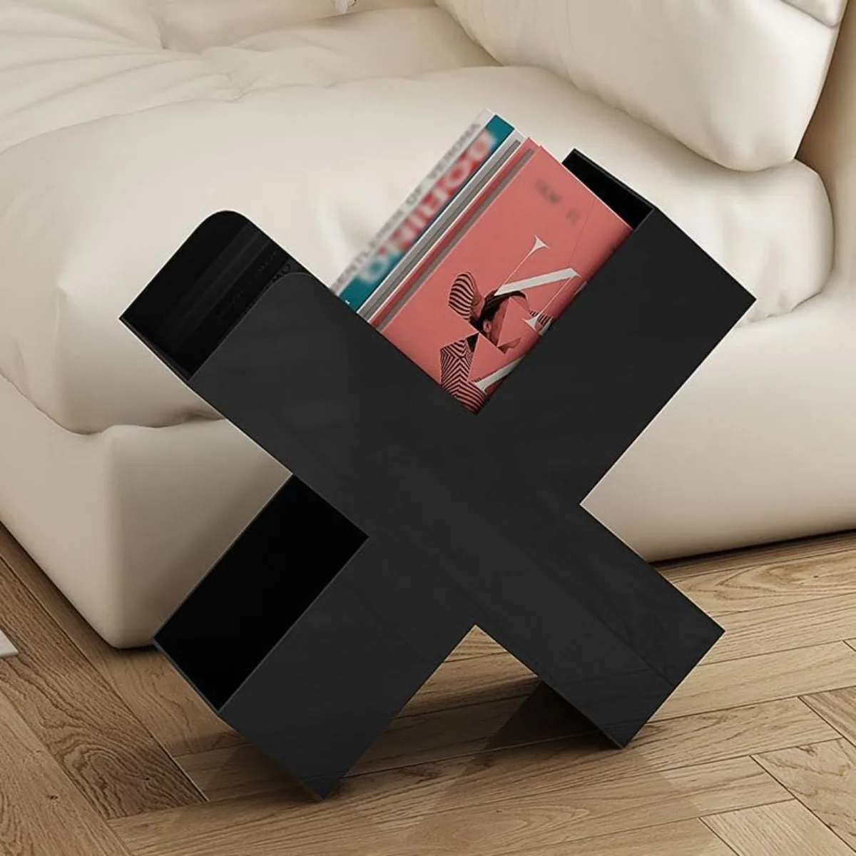 Nordic style X-shaped metal magazine rack, minimalist book storage and display rack in living rooms, offices, and bedrooms