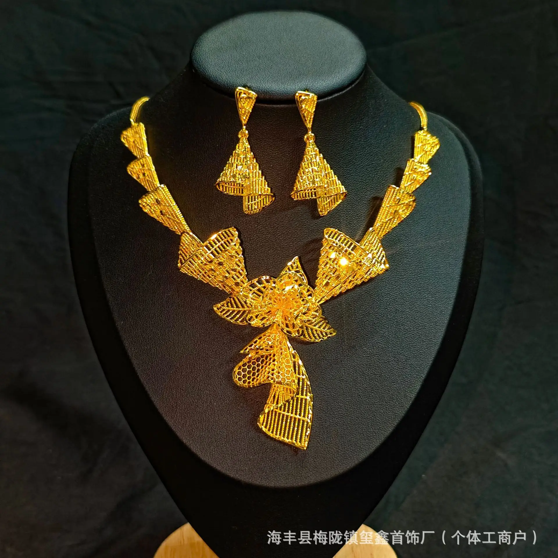 Luxury 24K 9999 Pure Gold real gold Dubai Middle East Flower Hollow Necklace Set Women Stud Earrings - view 2
