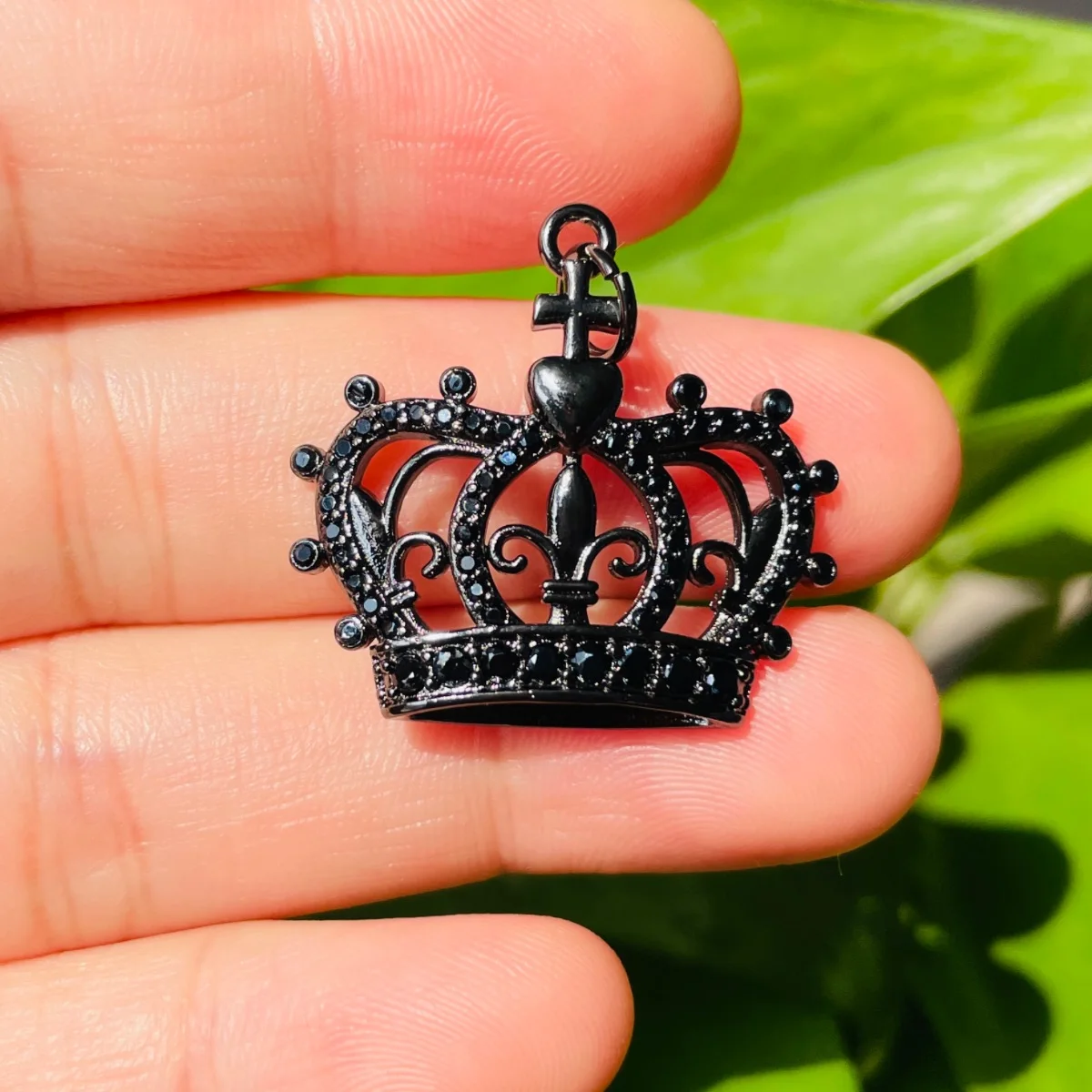 5pcs Zirconia Paved Queen Crown Charm for Women Bracelet Necklace Making Symbolic Pendant for Girl Jewelry Handcrafted Wholesale