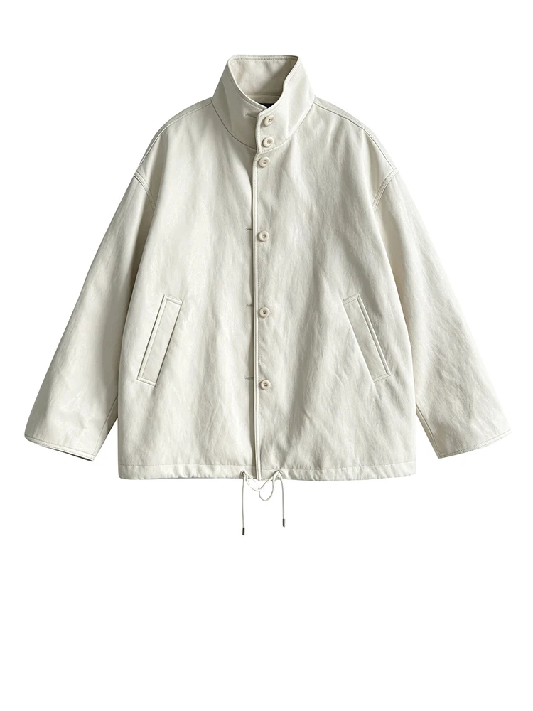 [EAM] Beige Drawstring Big Size PU Leather Jacket New Stand Collar Long Sleeve Women Coat Fashion Tide Spring Autumn 2026 1DJ949