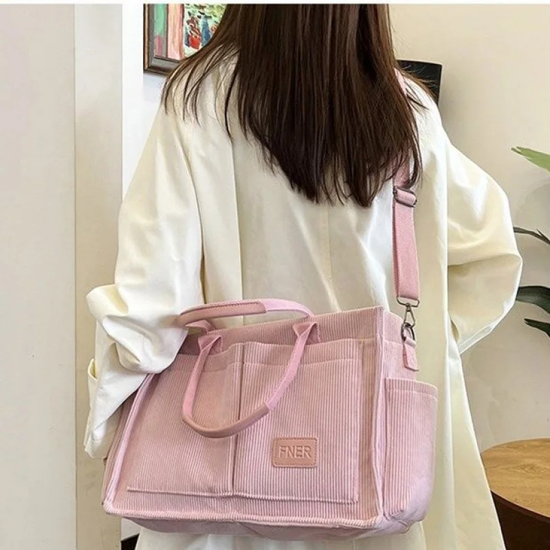 أنيق أنيق 2025 حقيبة يد جلدية فاخرة للسيدات جديدة ذات علامة تجارية مشهورة مصمم كلاسيكي شعبي غير رسمي ​