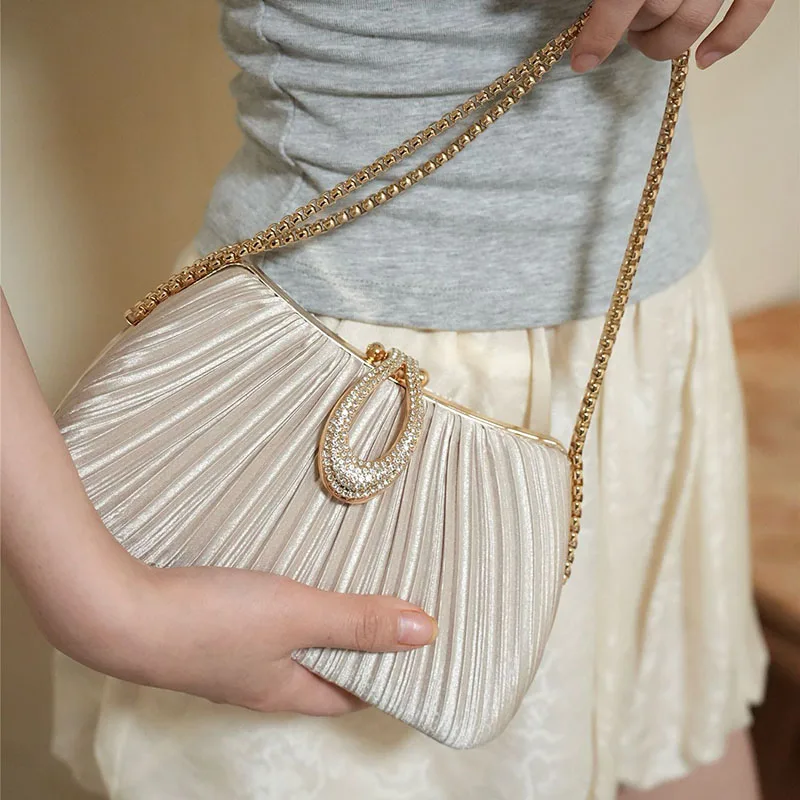 

Chains Party Prom Handbags with Rhinestones for Wedding Bride Women's Elegant Satin Evening Bag Pleated Clutch Wedding Purse