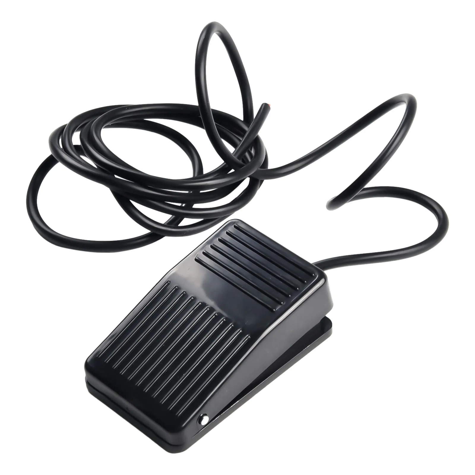 

Металлический ножной переключатель TFS 1 с мгновенным контактом и высотой 35 мм для низкопрофильной установки на промышленных машинах