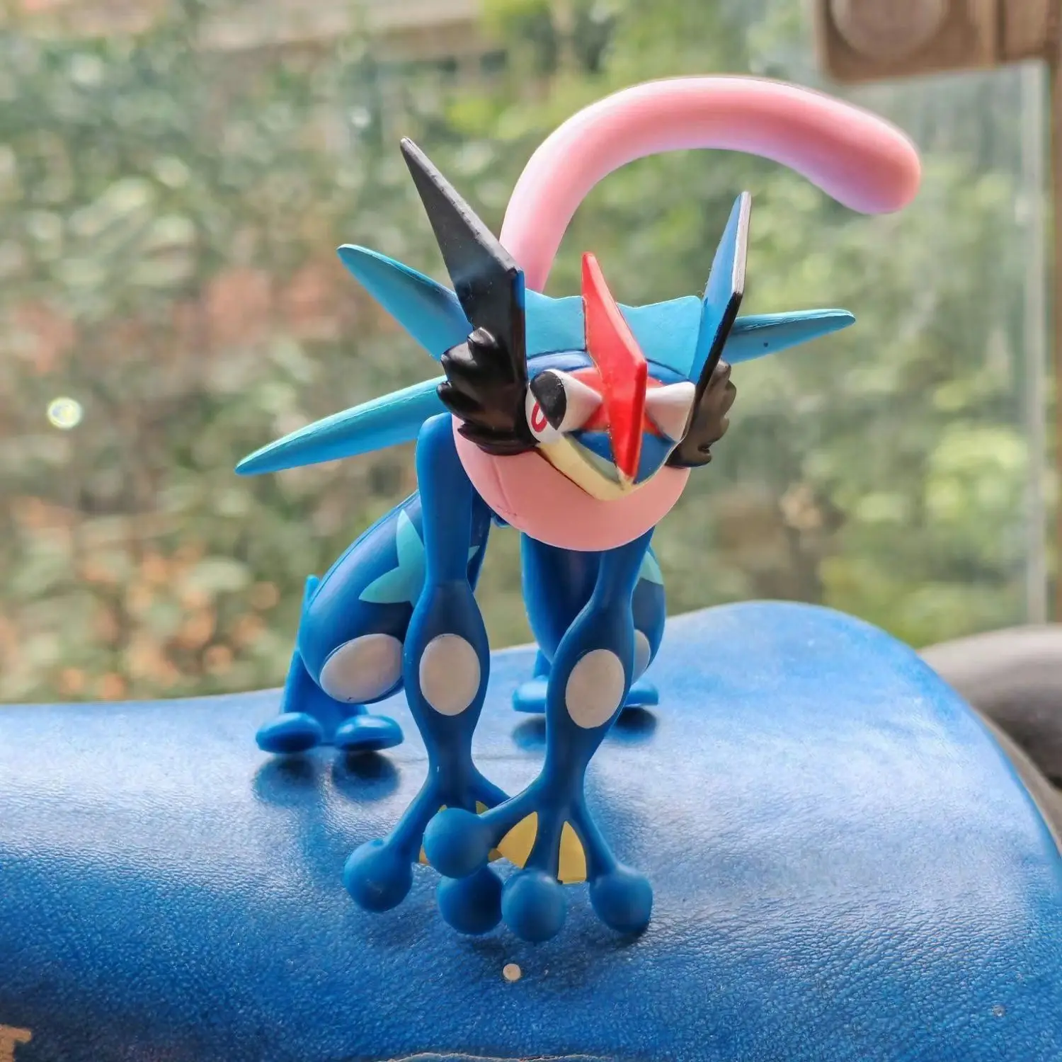 Figures Pokemon Greninja Figurines Mega Evolution Ash Ketchum Froakie Frogadier Cosplay DIY Decor Miniatures Ornament Gift