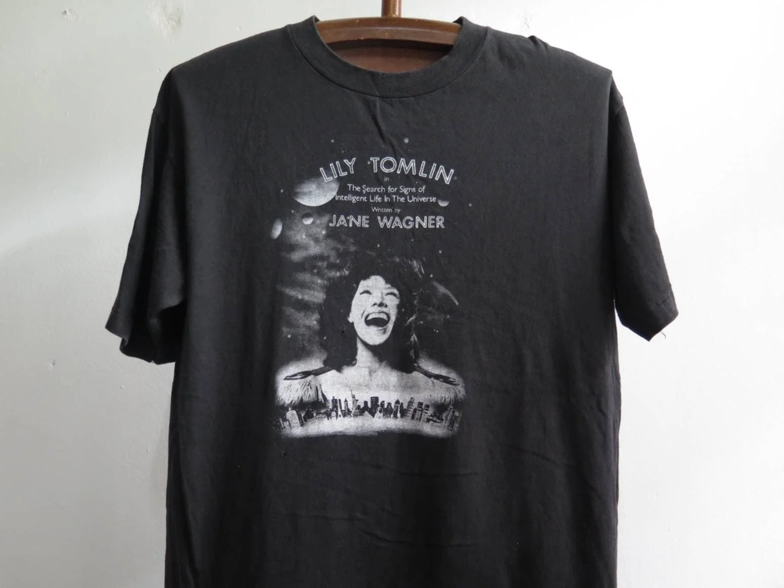 Vintage Lily Tomlin T Shirt 90s the Search for Signs of