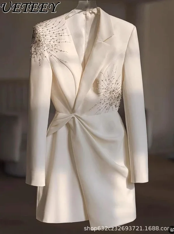 Weißes Heavy Industry Bead Suit Dress Damen Herbst und Winter Advanced Sense Foreign Light Luxury Elegante Pendlerkleider