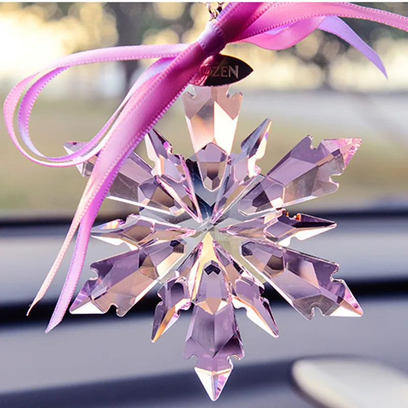 Top Quality Crystal Snowflake Sun Catcher Cute Wedding Decoration Car Accessory Hanging Ornament Rainbow Collector Amulet Clover