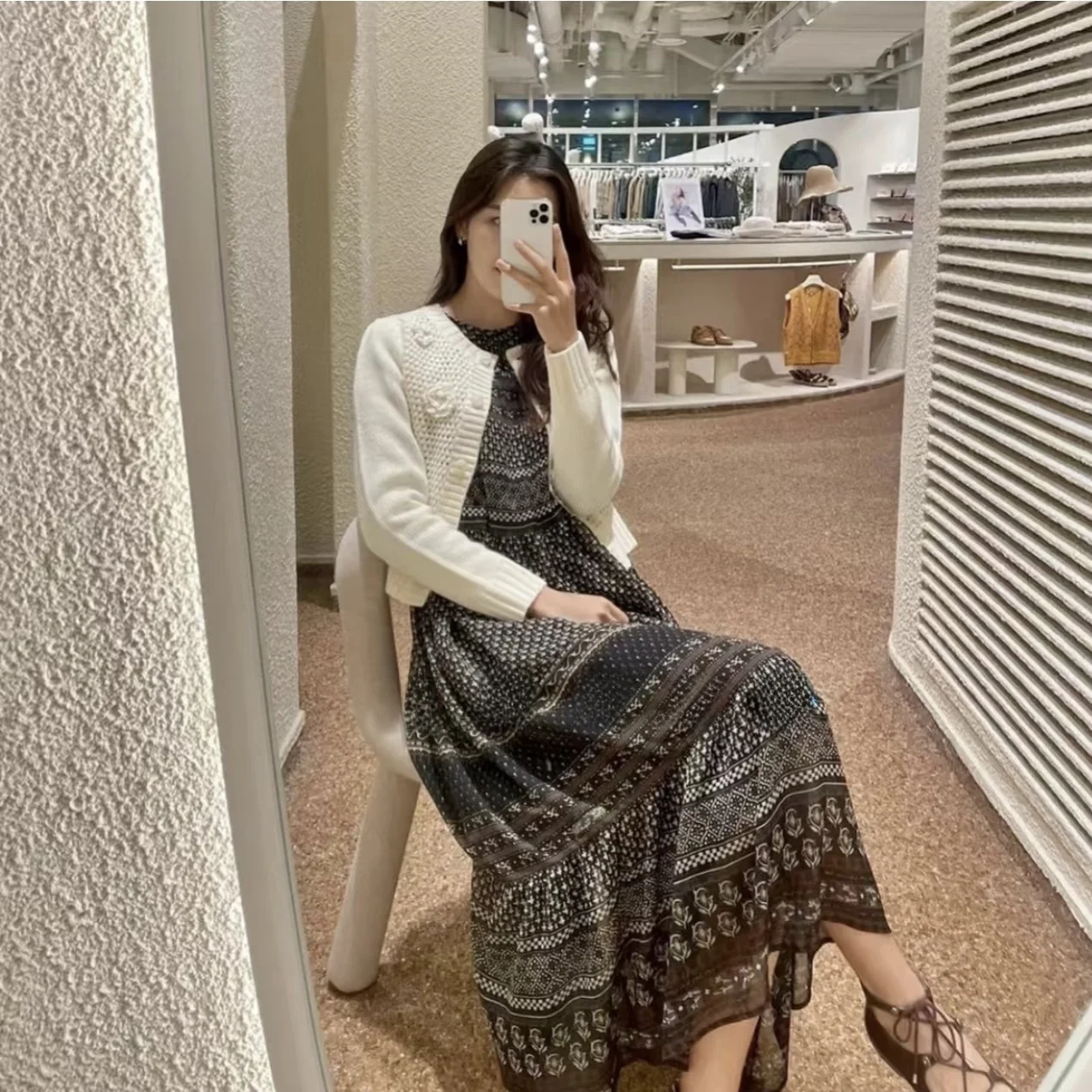 

Mimifa Island Pure Original White Hooked Flower Hollow Knitted Open Cardigan Outerwear Air Conditioner irt Commute Sle ...