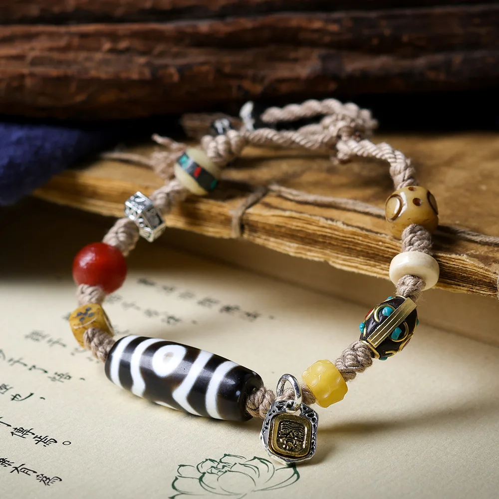 Tibetan ornaments three-eyed dzi bead bracelet rope original culture and play bones Nepal wrapped old agate bracelet
