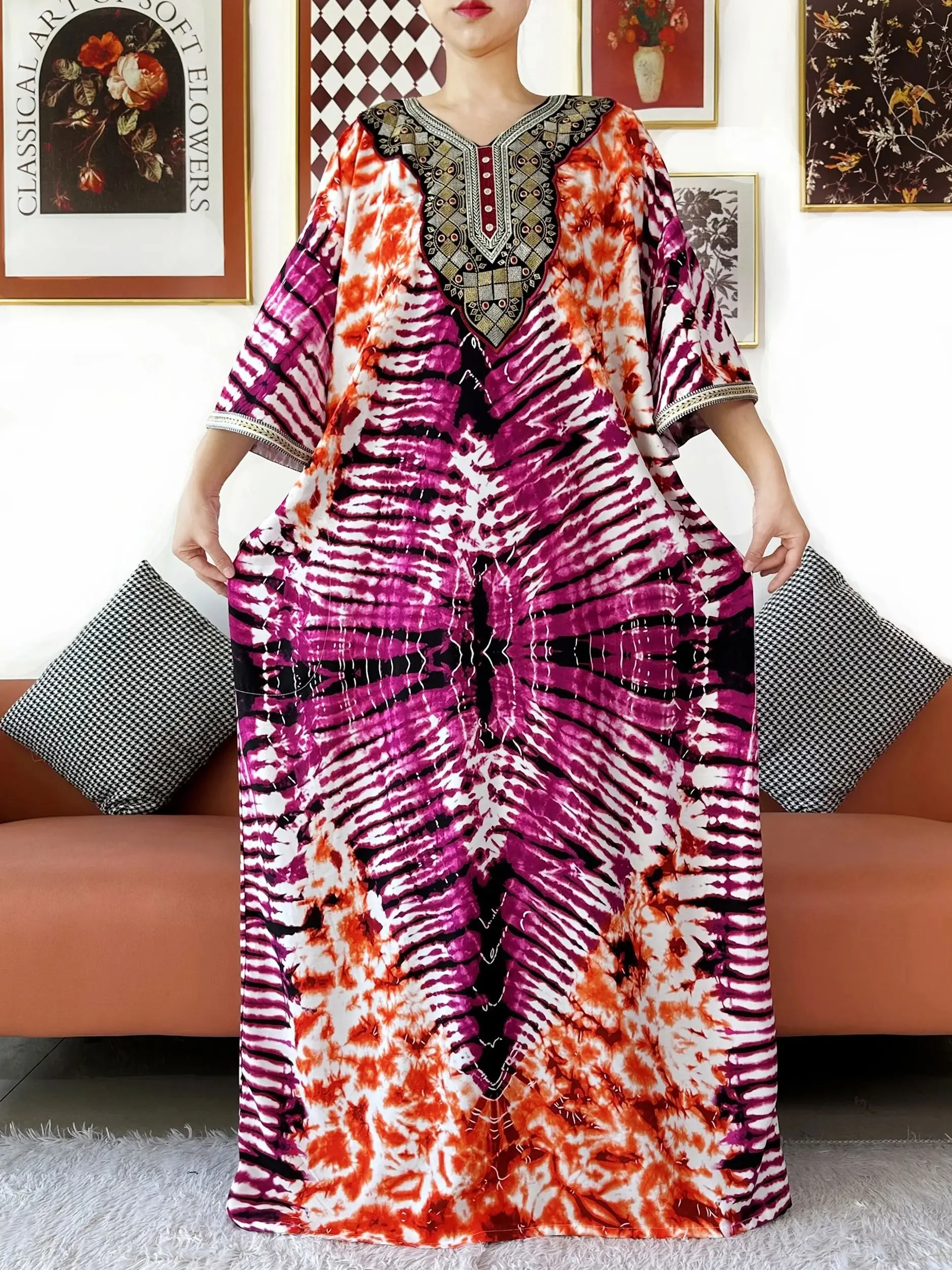 Abito musulmano dal design di alta qualità Abito musulmano con collo ricamato in cotone da donna Abaya allentato Boho Maxi abito casual Abiti africani