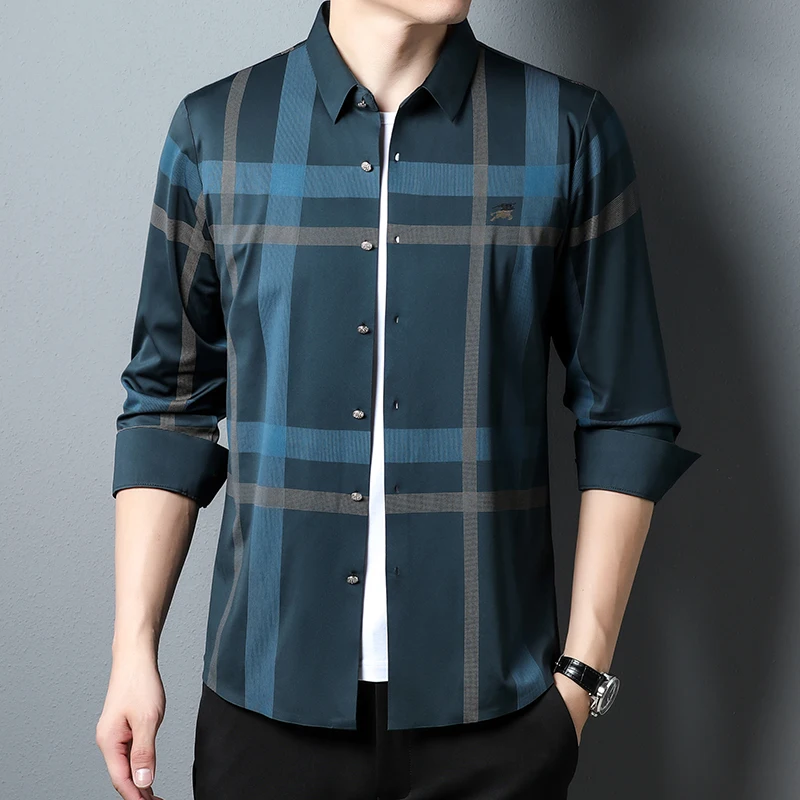 New Men\'s Casual Business Leisure Shirt Man Classic Long-sleeved Check Shirt Top