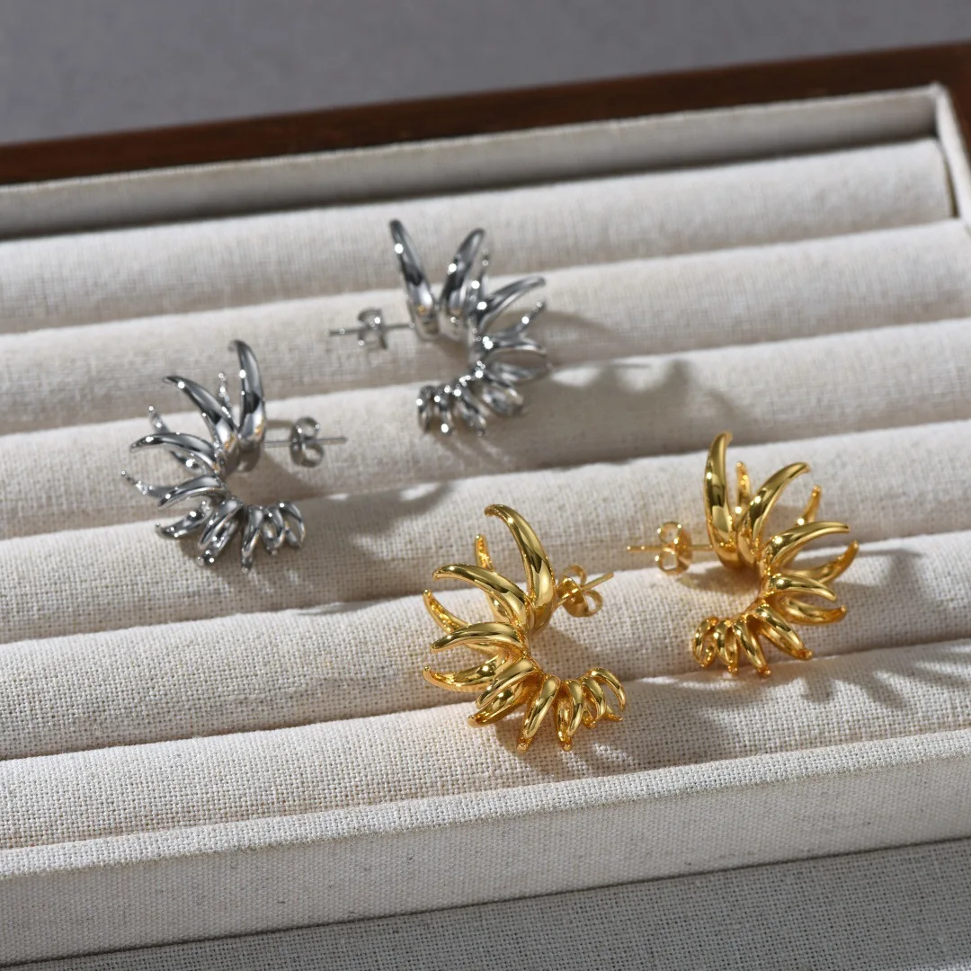 

Европа Америка модные нерегулярные золотые и серебряные дизайнерские серьги женские роскошные вечерние украшения