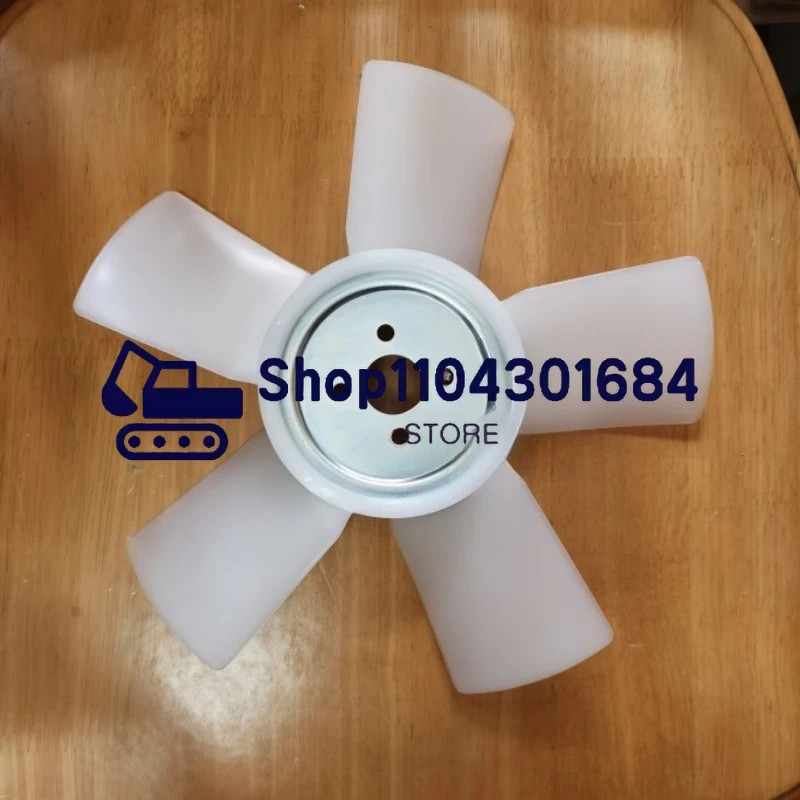 

Fan Kubota Engine Part D722 19265-74110 Fan blade