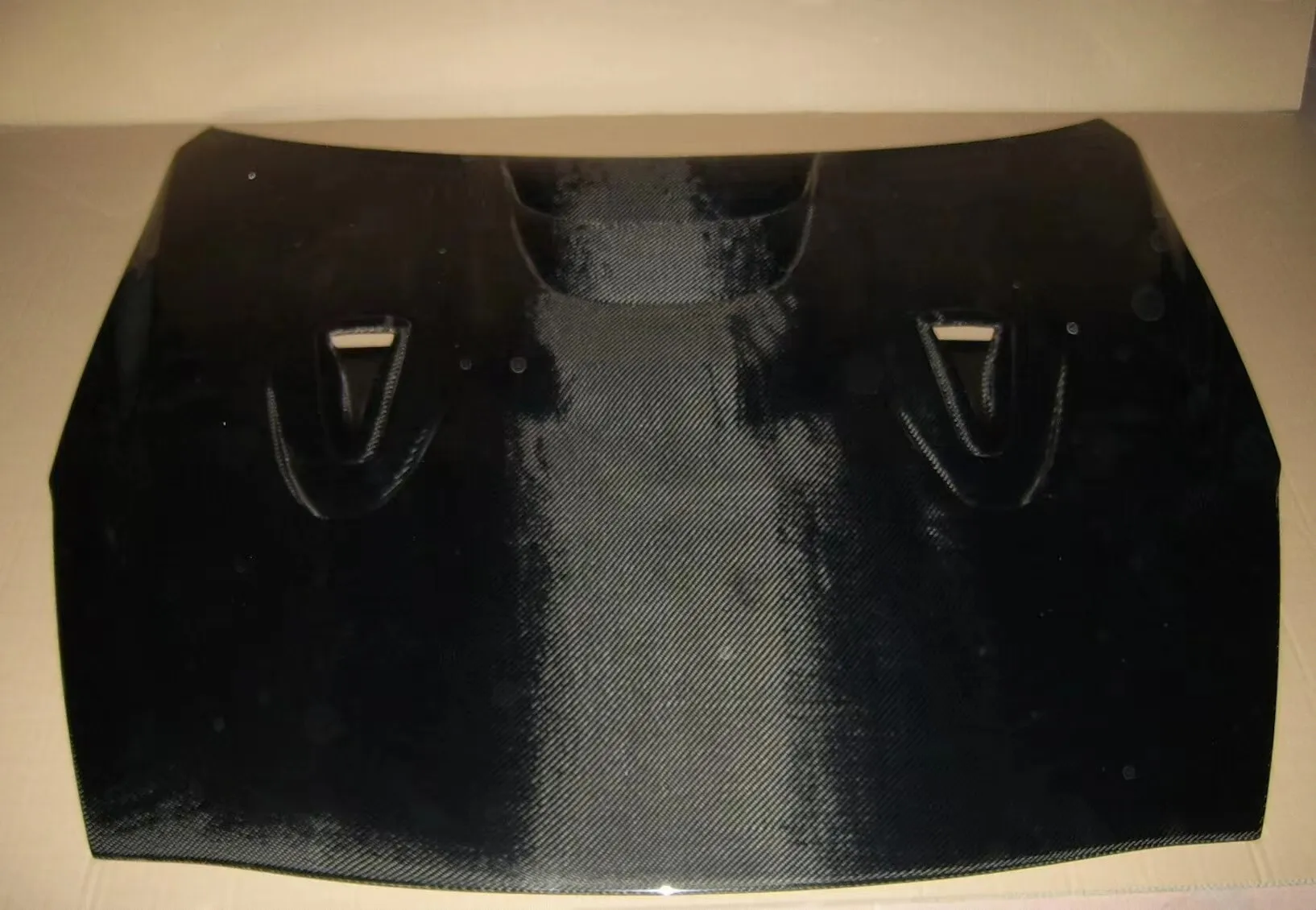 GTII-Style Carbon Fiber Front Engine Hood Bonnet for 09-12 GTR R35 New Condition