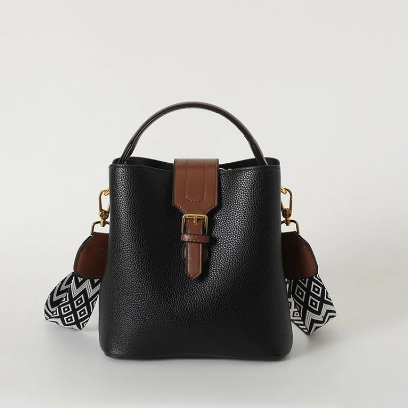 

Trendy Women's Crossbody Bag Genuine Leather Shoulder Handbag Ladies Tote Purse Fashionable Designer Inspired Work Bag