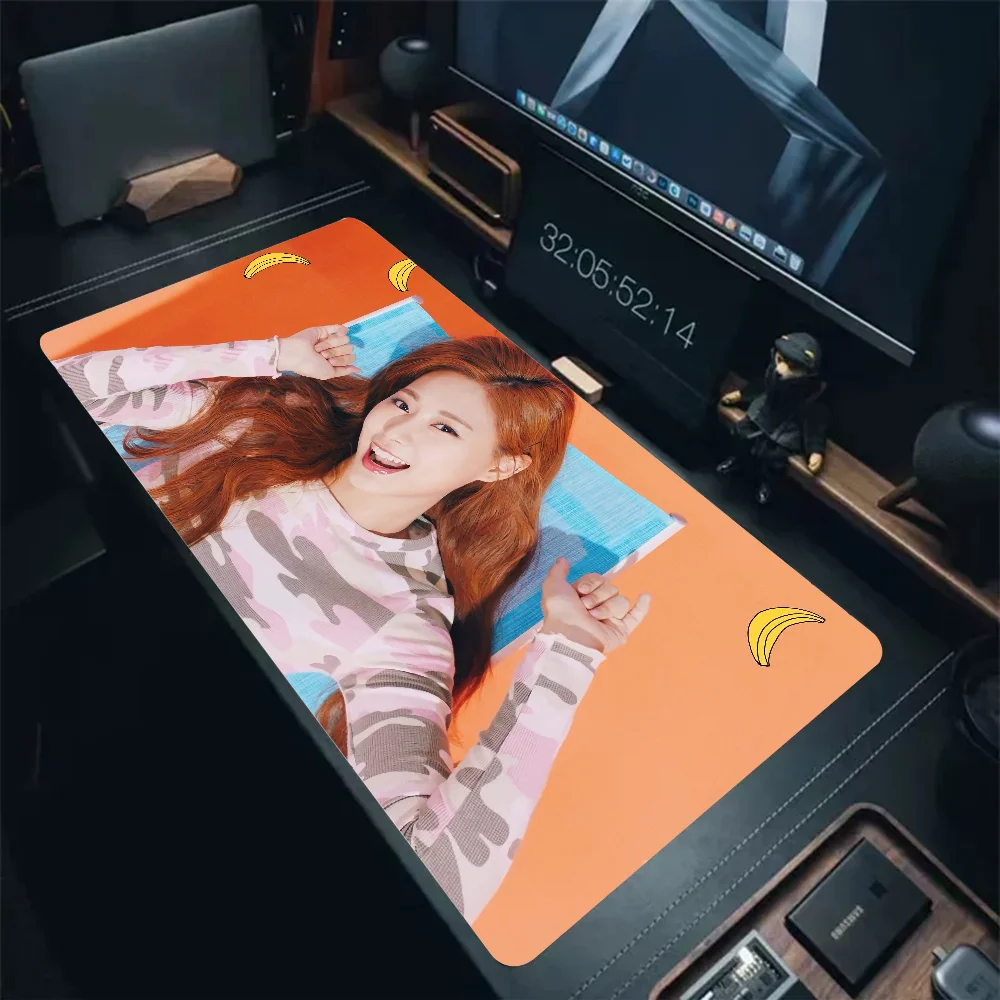 Kpop Girl Group Mousepad Mouse Mat Desk Mat with Pad Gaming Accessories T-TWICE Chou Tzuyu Prime Gaming XXL Keyboard Pad