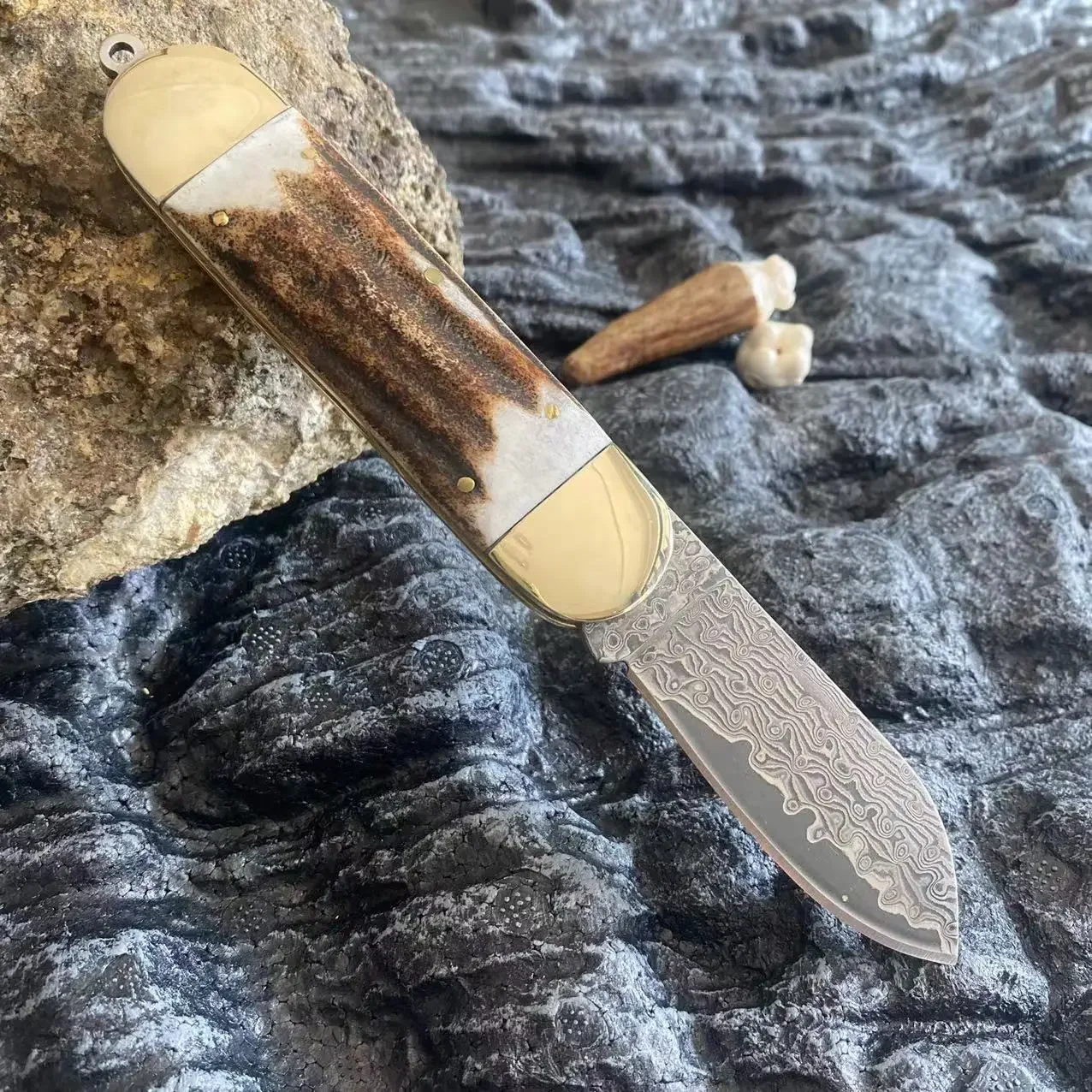 Brass + Natural Deer Antlers Handle Damascus Steel Blade Folding Knife Outdoor Camping Portable Survival Tools For Men Gift