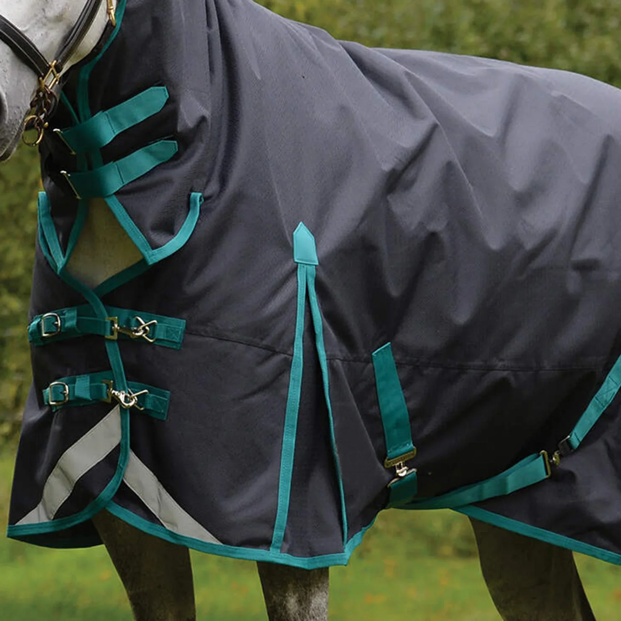 Vendita calda attrezzatura equestre professionale coperta per cavalli personalizzata lenzuolo per equini coperte per cavalli impermeabili Combo tappeto per affluenza equina