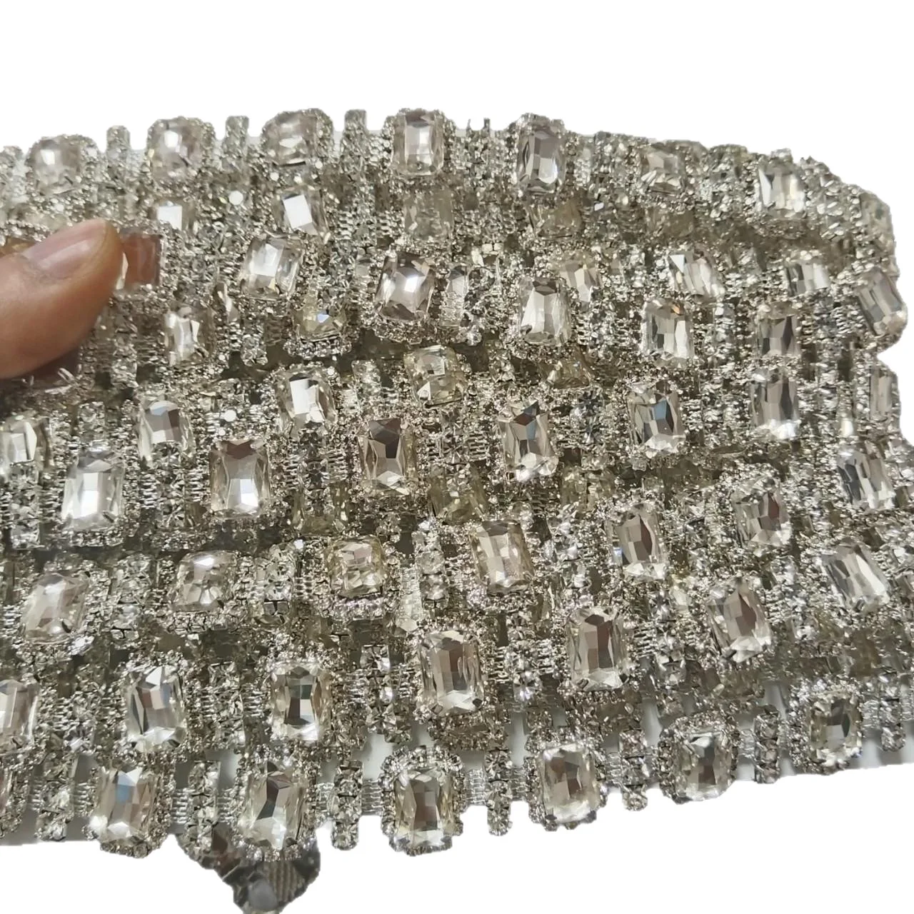 CUIER 2025 New1Yard cristal strass garniture bricolage fer-sur réparation ruban scintillant pour robes chaussures sacs