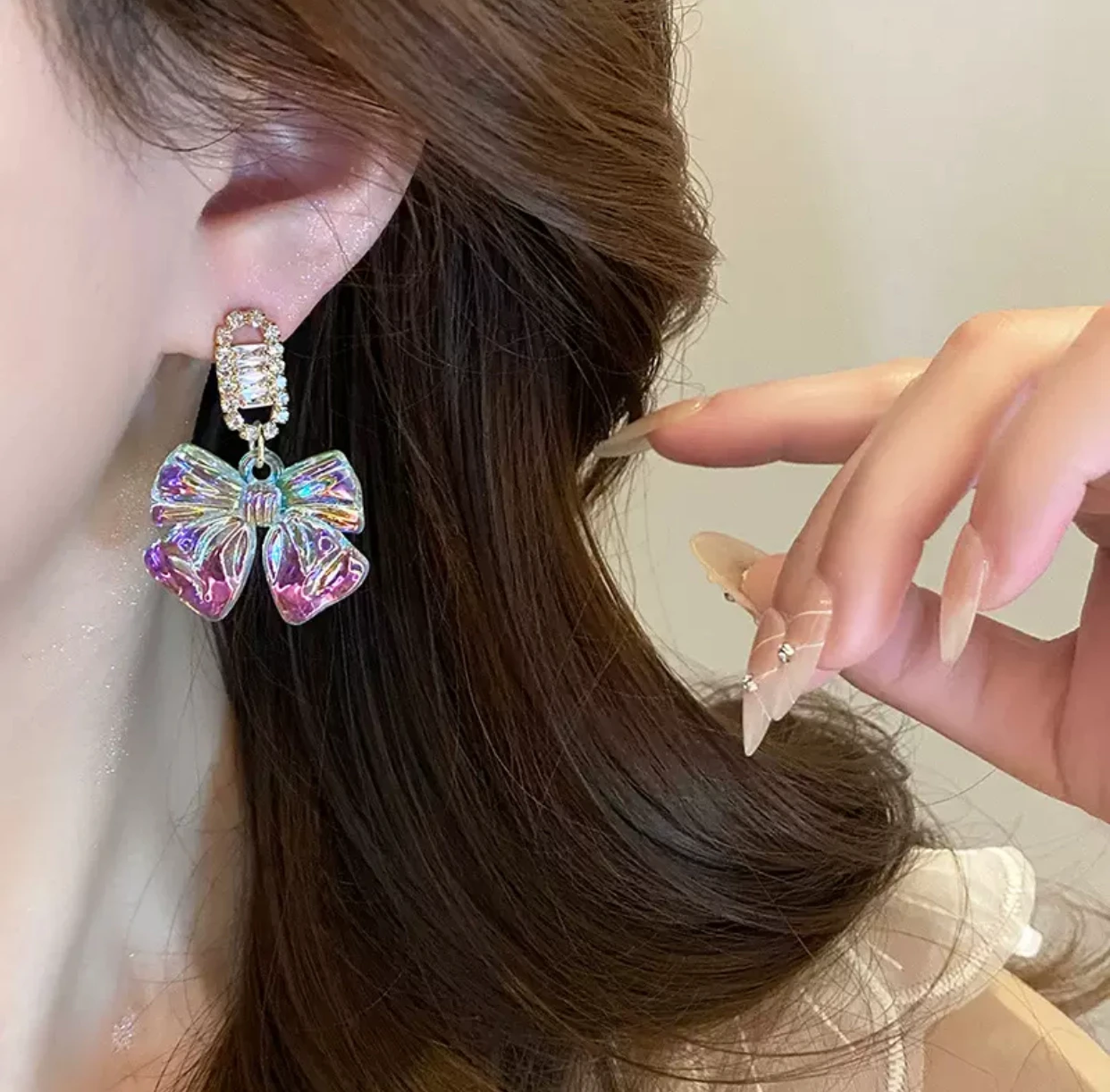 

4*3cm niche design luxurious zircon earring 2025 new hot sale high-end earring exaggerated temperament all-purpose earring