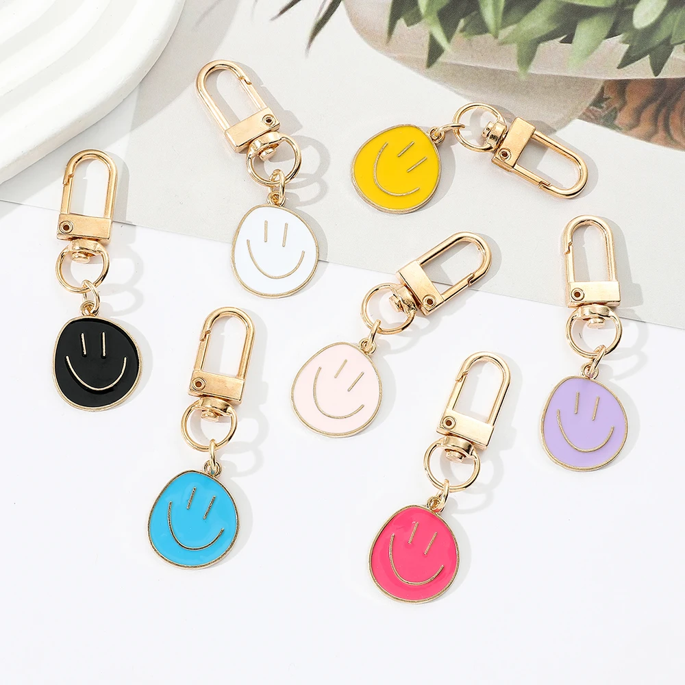 Colorful Smiley Face Metal Keychain Creative Personality Women Men Fashion Key Ring Backpack Wallet Key Holder Pendant Jewelry